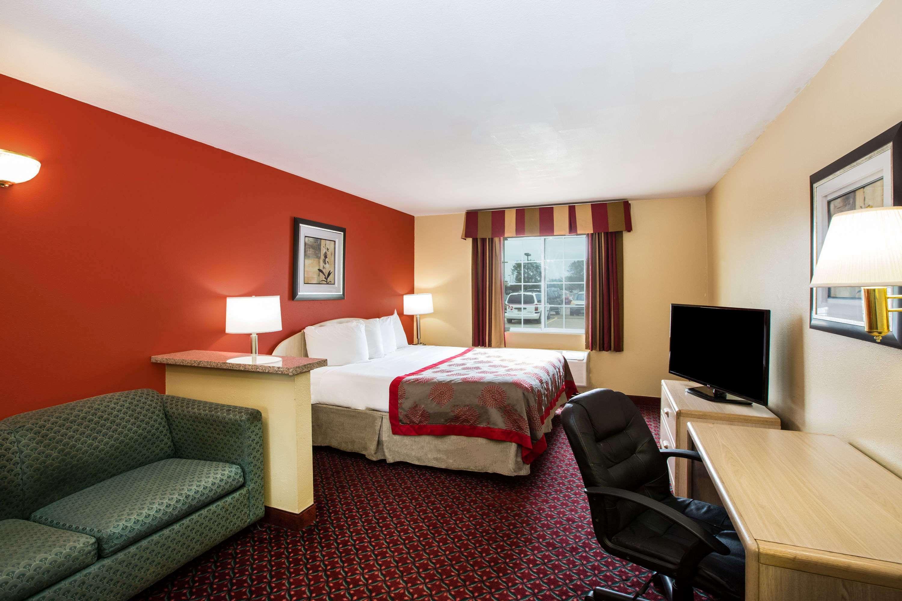 Ramada By Wyndham Sioux Falls Exterior foto