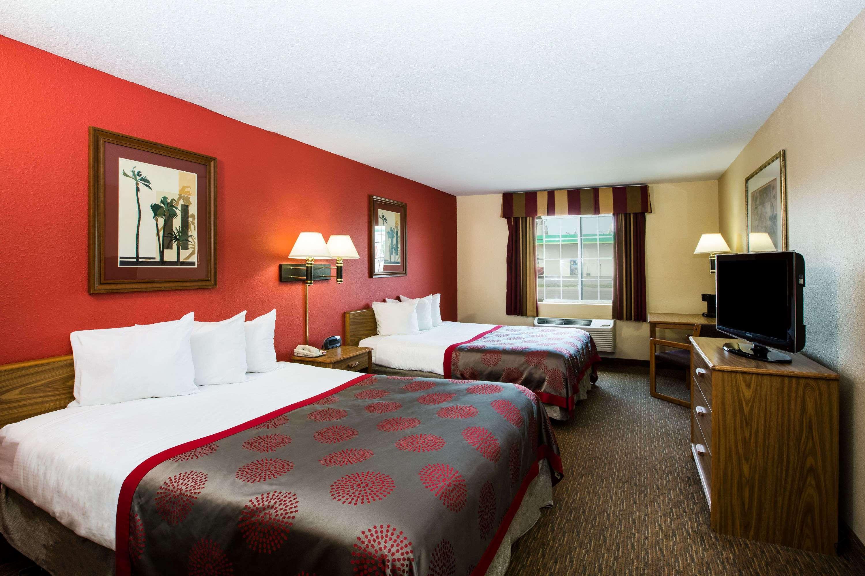 Ramada By Wyndham Sioux Falls Exterior foto